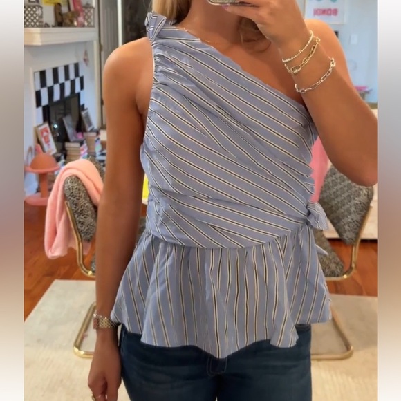 ALC Soraya size 0 one shoulder silk blouse from Revolve in excellent condition - Picture 2 of 4